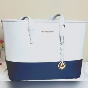 MICHAEL Michael Kors White/Blue Leather Large Jet Set Travel Tote